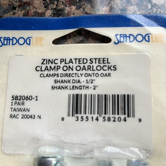 Zinc plated oar locks - Picture 2 of 3